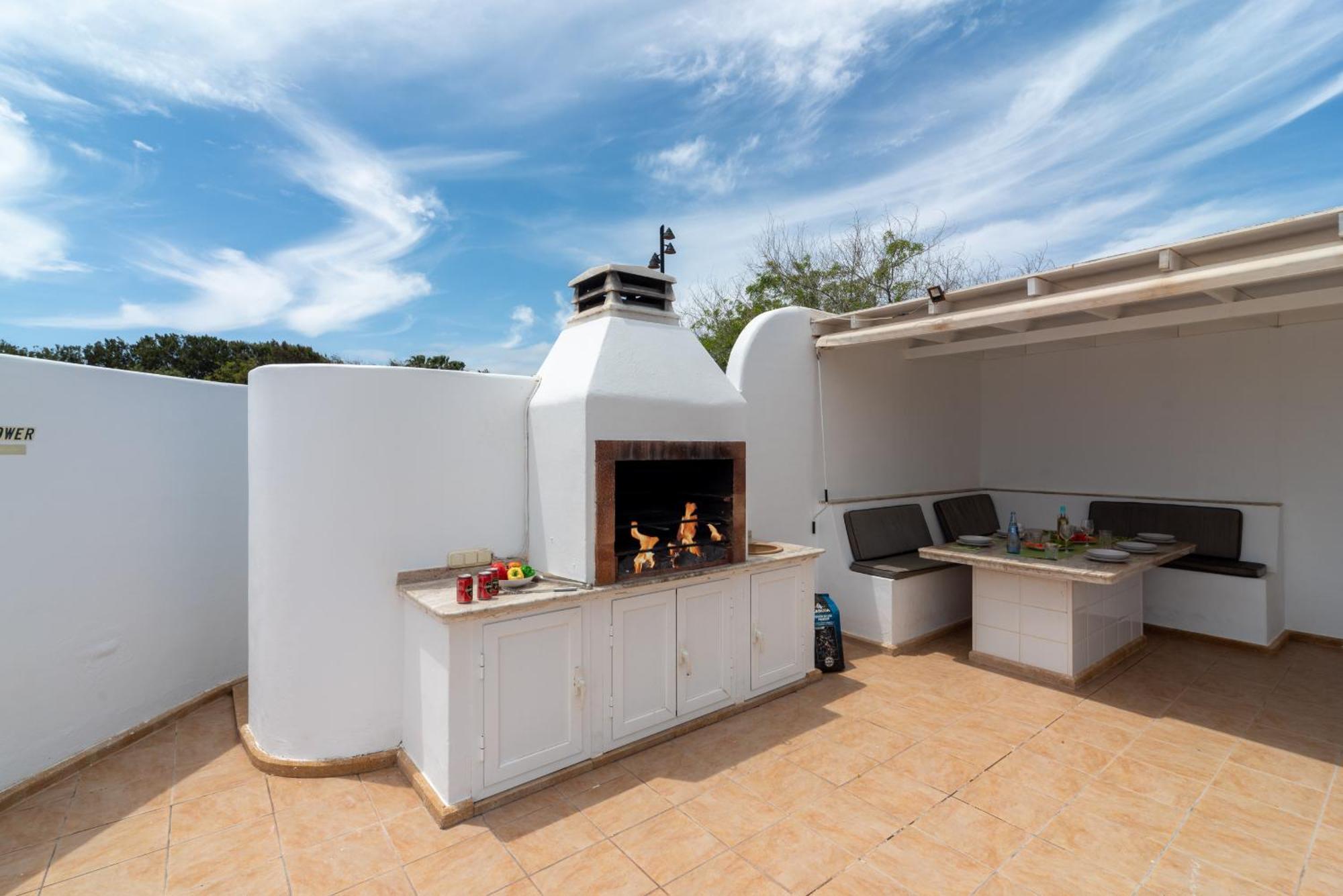 Villa Michelle - Lh114 By Villas Now Ltd プラヤ・ブランカ エクステリア 写真
